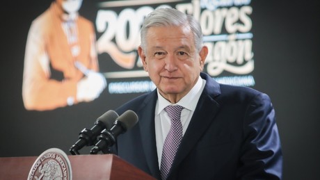 Destaca López Obrador compra de plantas de Iberdrola