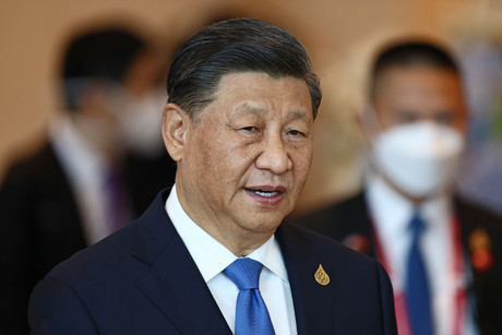 Presidente de China habla con Zelensky por teléfono