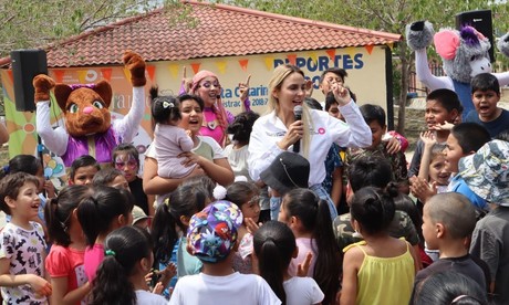 Municipio de Santa Catarina festeja a los pequeños del hogar