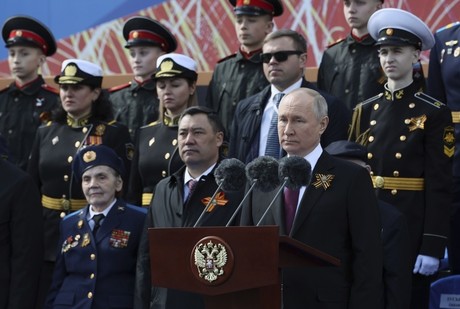 Occidente libra una guerra real con Rusia: Putin