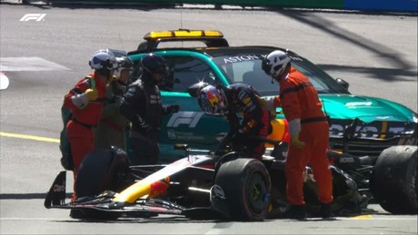 Choca 'Checo' Pérez durante calificación para GP de Mónaco