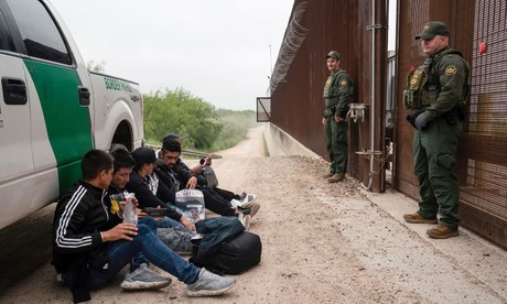 Arriban 550 soldados a frontera de EUA y México