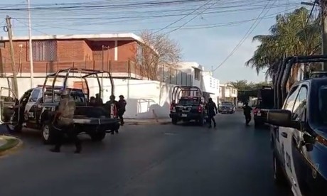 Detienen a 3 tras persecución y balacera al sur de Monterrey