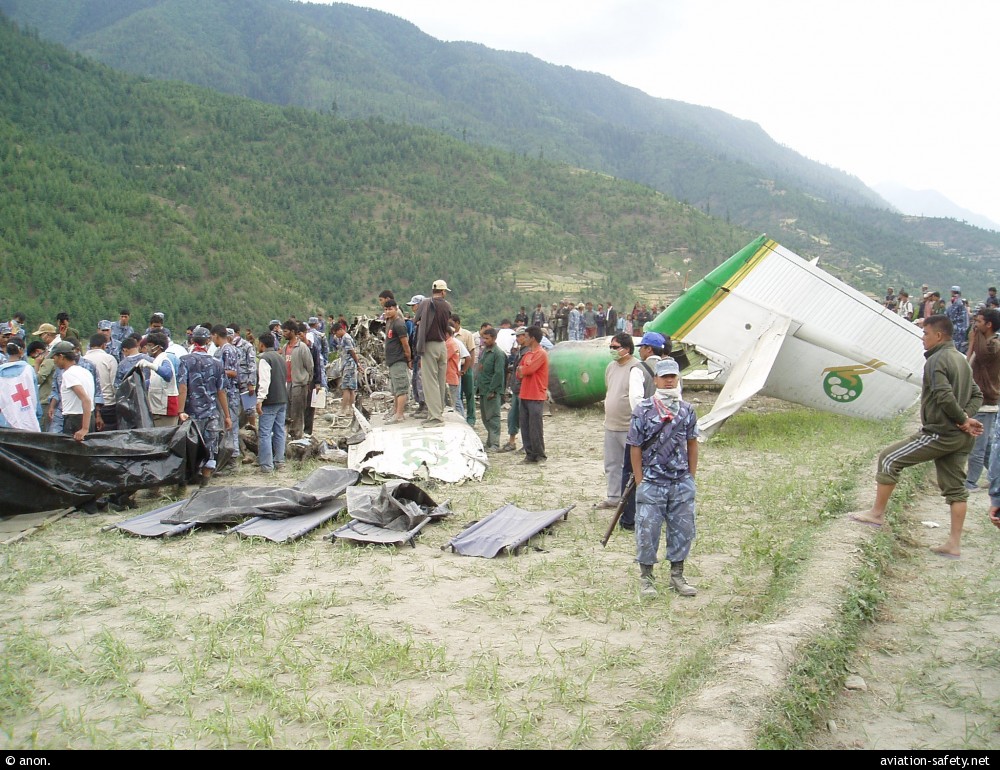 Accidente de Yeti Airlines ocurrido el 16 de junio de 2006 en Jumla, Nepal.