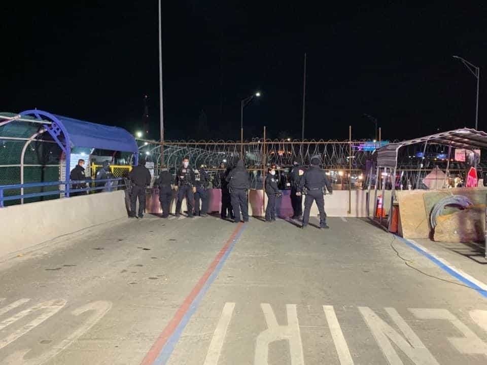 Se activa código rojo en puente; migrantes intentaban cruzar