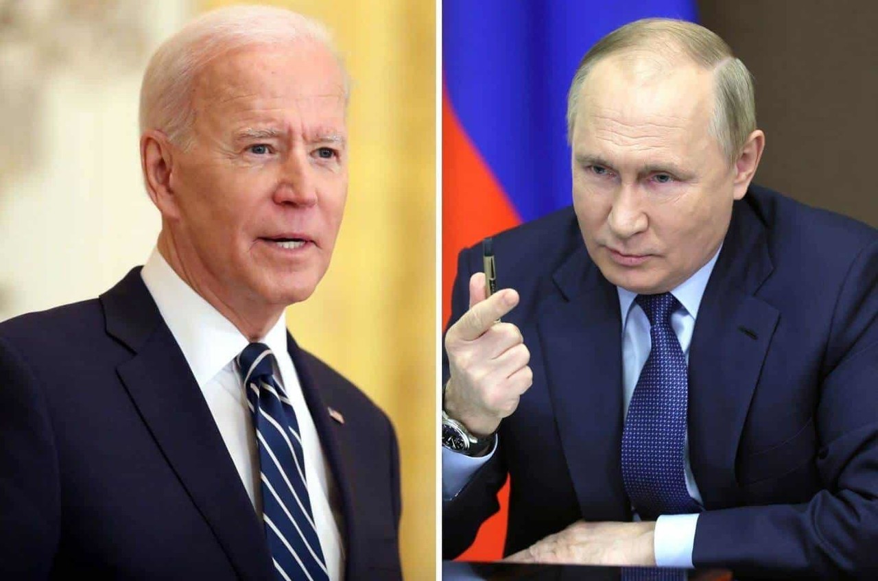 Biden y Putin hablan para evitar la invasión de Ucrania