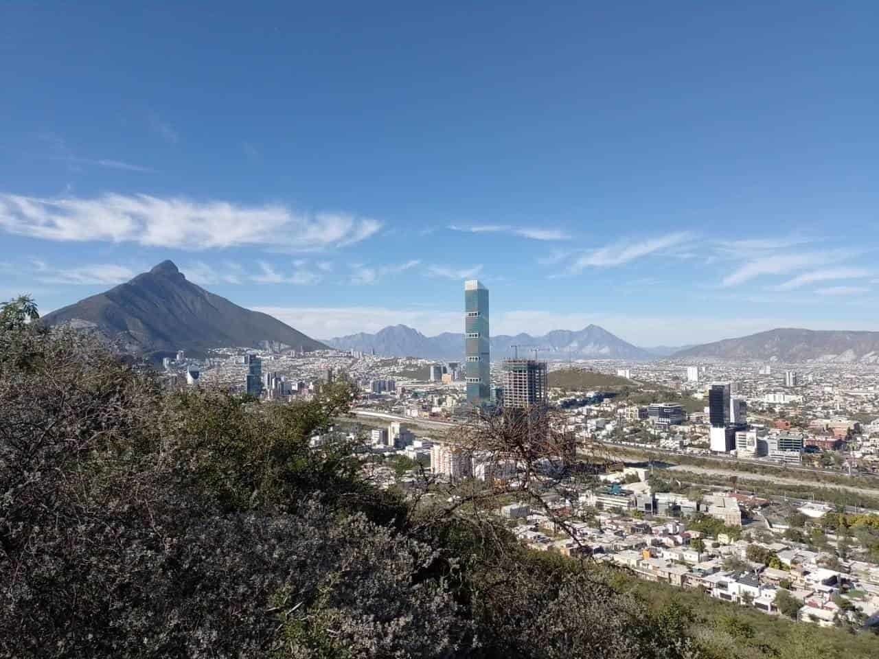 Nuevo León arranca 2022 con calidad del aire regular