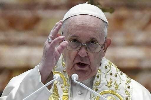 El papa Francisco lamenta la guerra en su mensaje Urbi et Orbi