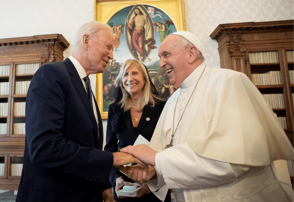 Joe Biden se reúne con el Papa Francisco en el Vaticano