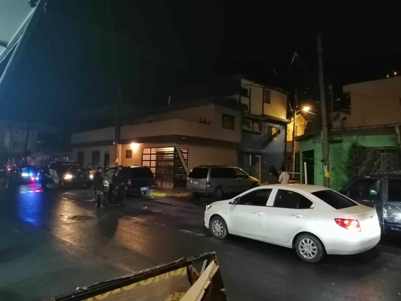 Noche violenta en Monterrey; hieren a balazos a dos hombres