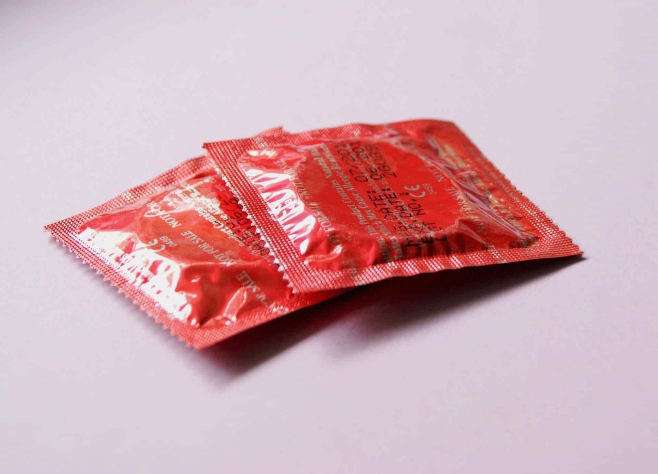 Tokio repartirá condones a deportistas pero pedirá que no los usen en JJOO