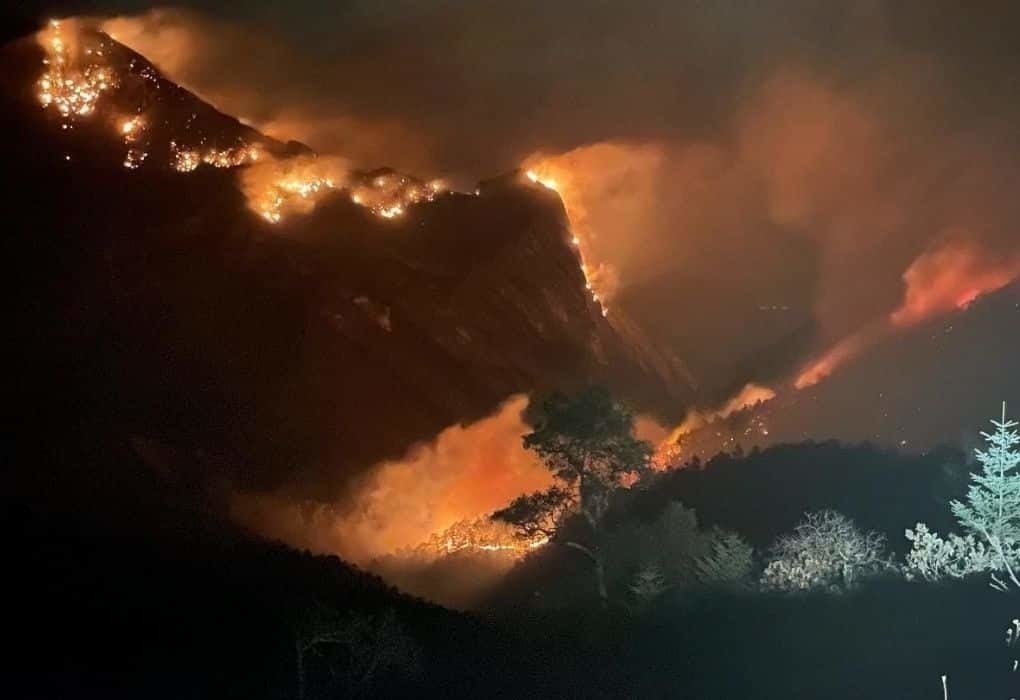 Van 1,800 hectáreas consumidas tras incendio en Santiago