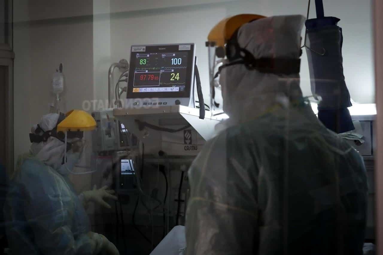 Hospitalizaciones por Covid en Nuevo León siguen a la baja