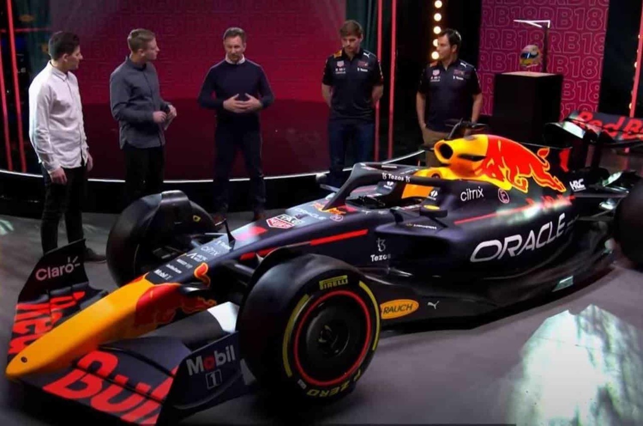 Red Bull presenta el RB18, el nuevo auto de Checo Pérez