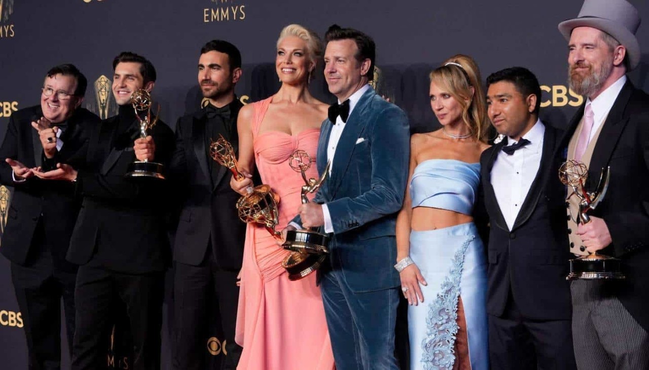 The Crown, Ted Lasso y Gambito de dama triunfan en los Emmy