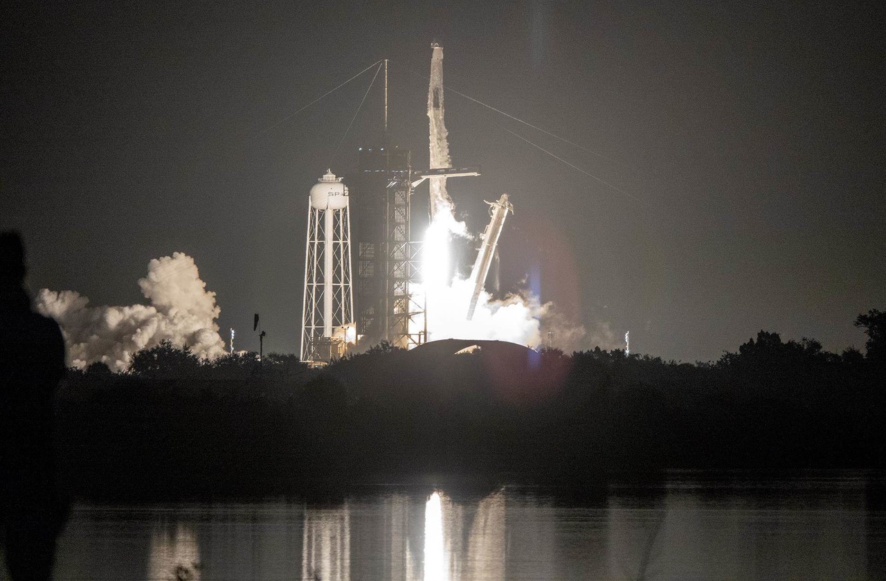 Caen restos de nave de SpaceX en Australia