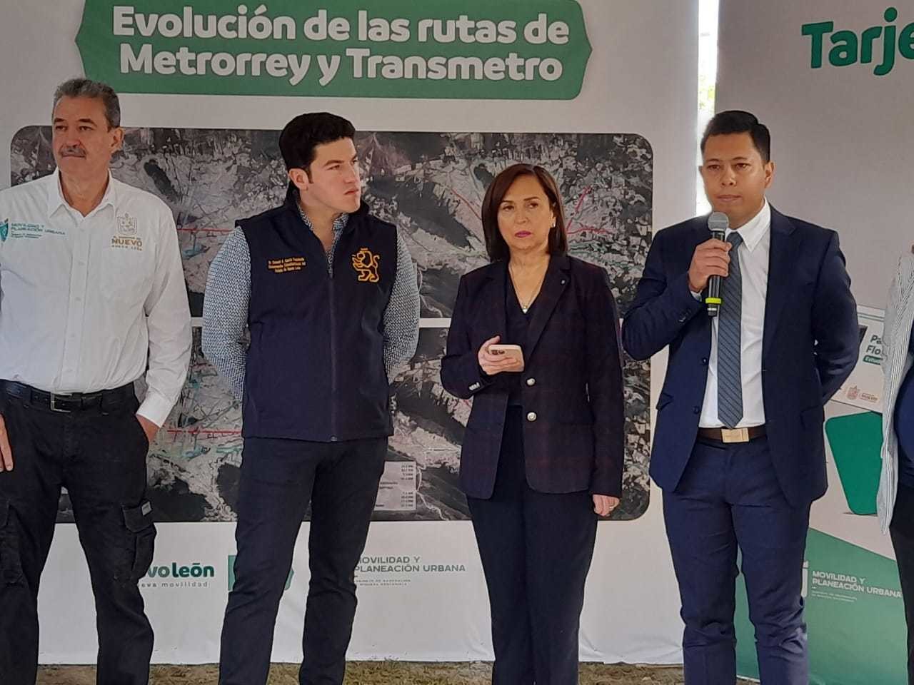 Expone Cristina Díaz necesidades de movilidad al gobernador