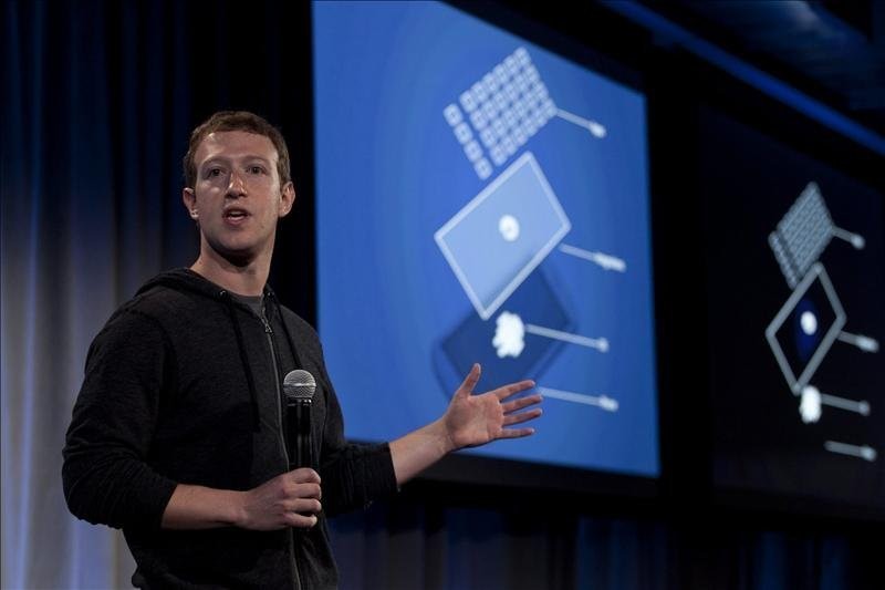 Encabeza Mark Zuckerberg concentración por reforma migratoria