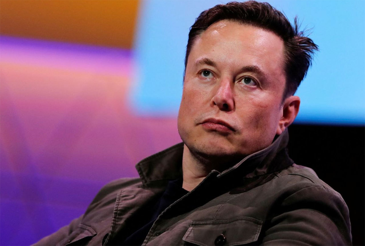 Musk se enfrenta a juicio por un tuit en 2018 sobre Tesla