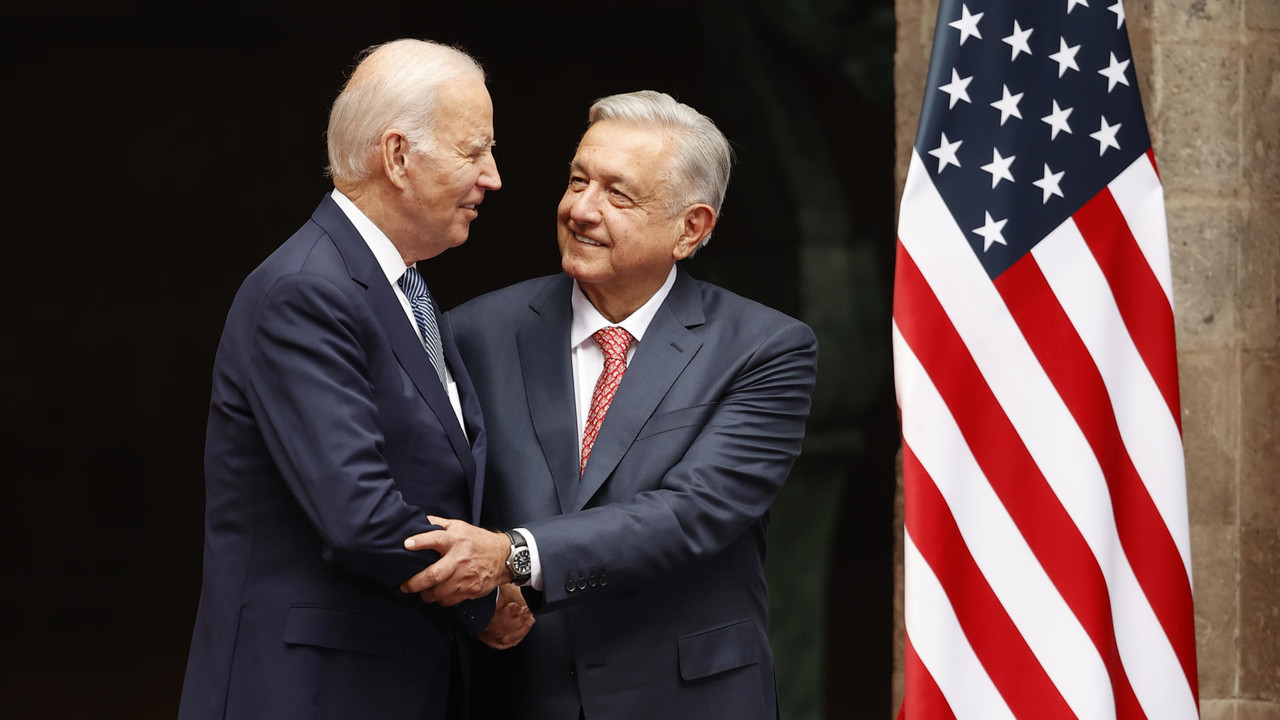 AMLO pide a Biden acabar con abandono de América Latina