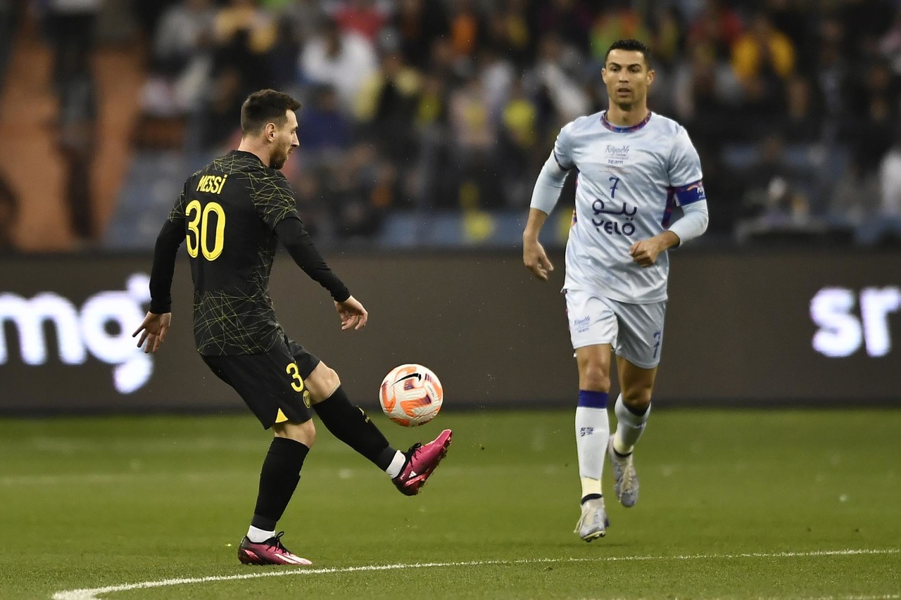 El PSG de Messi derrota 5-4 a Riyadh Season de Ronaldo