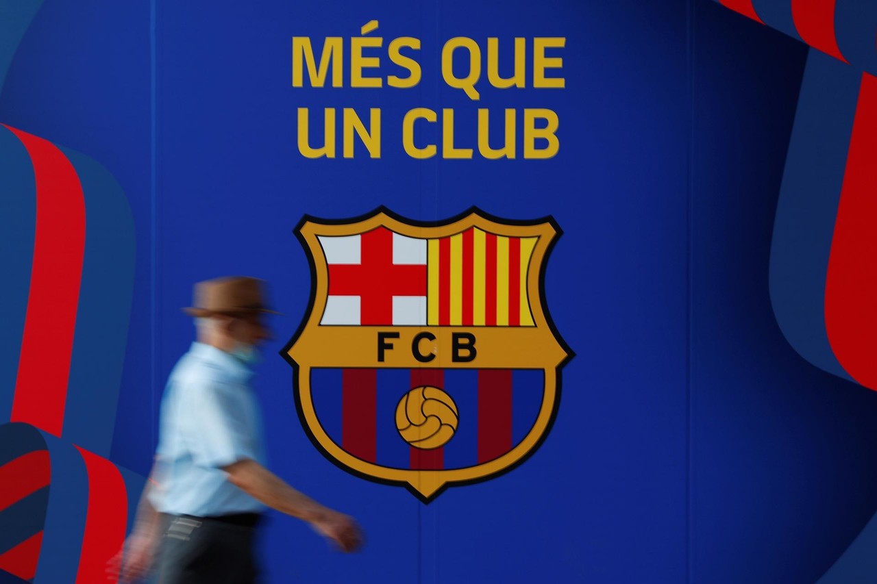 Fiscalía investiga al Barcelona por pagos a árbitros