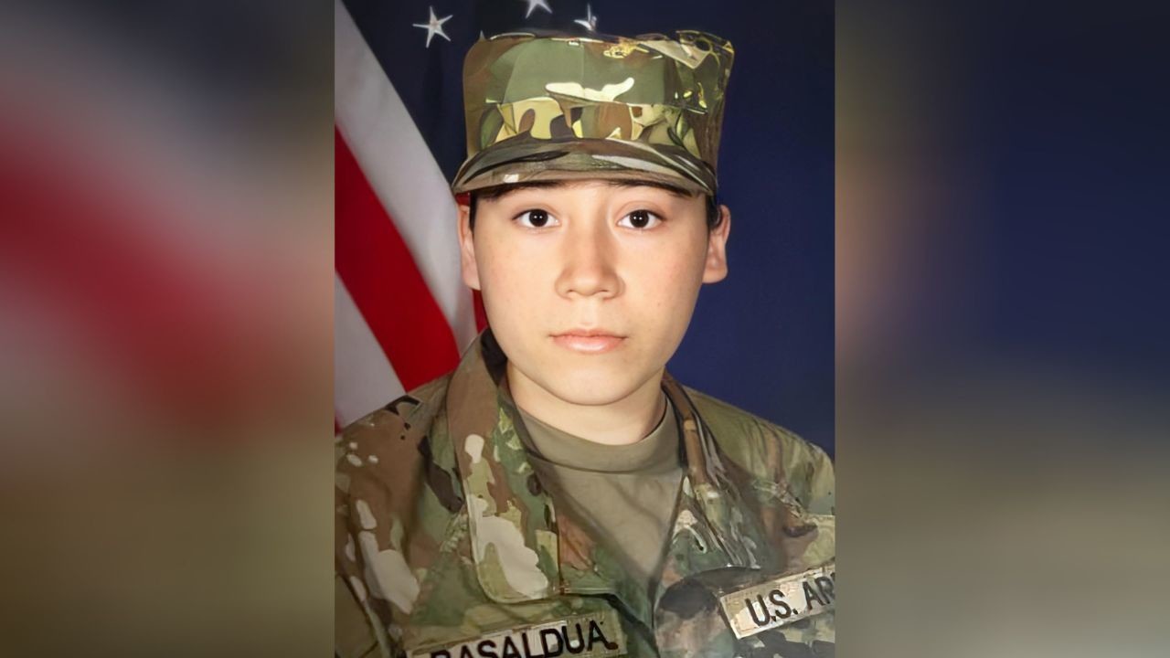 Hallan muerta a soldado mexicana en base de Texas