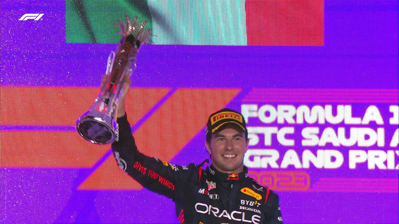 ¡Espectacular! 'Checo' Pérez gana el GP de Arabia Saudita