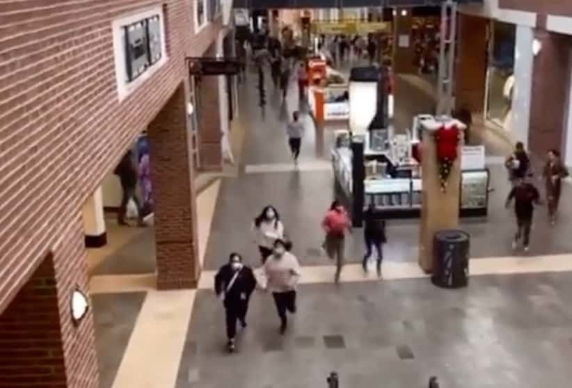 Termina 'Black Friday' con tiroteo en centro comercial de EU