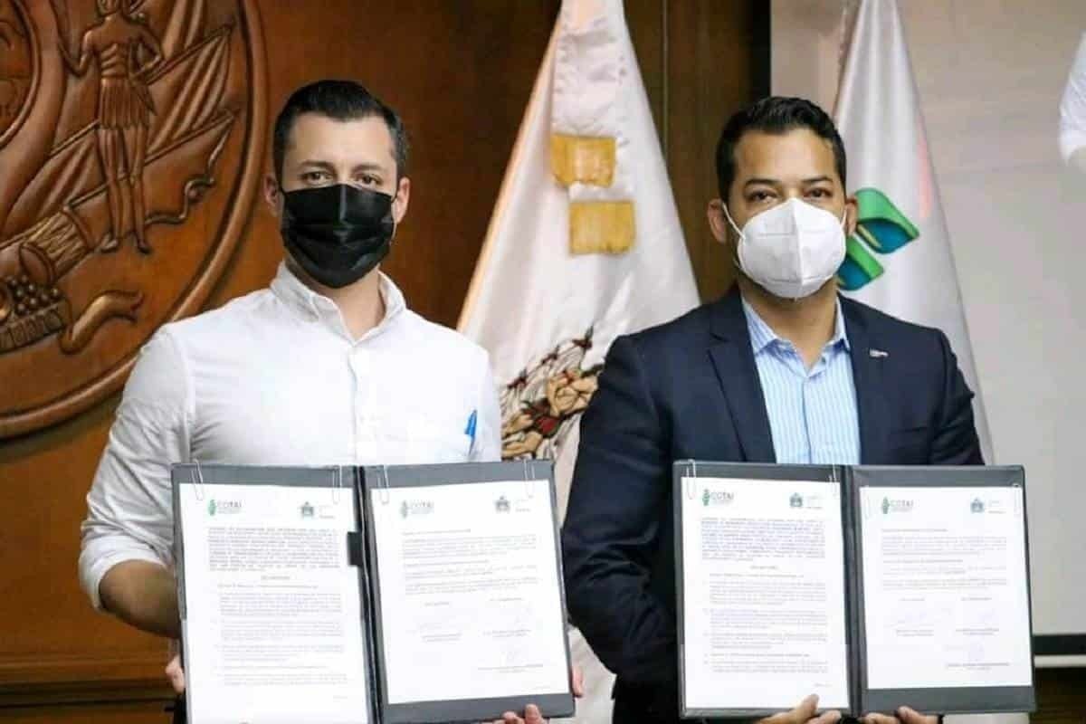 Firman Monterrey convenio de colaboración con la Comisión de Transparencia
