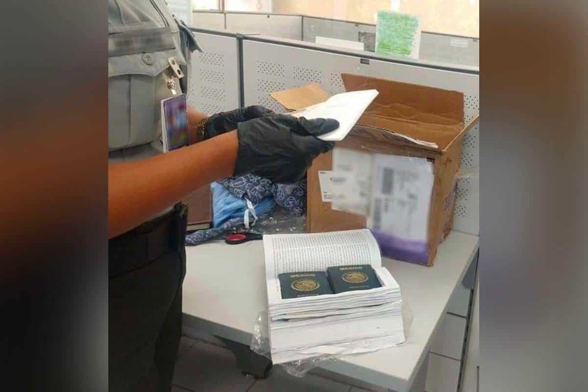 Asegura Guardia Nacional pasaportes falsos en aeropuerto de Yucatán