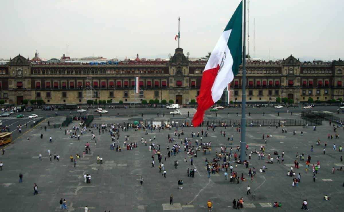 Convoca López Obrador a celebrar su tercer año de gobierno en el Zócalo