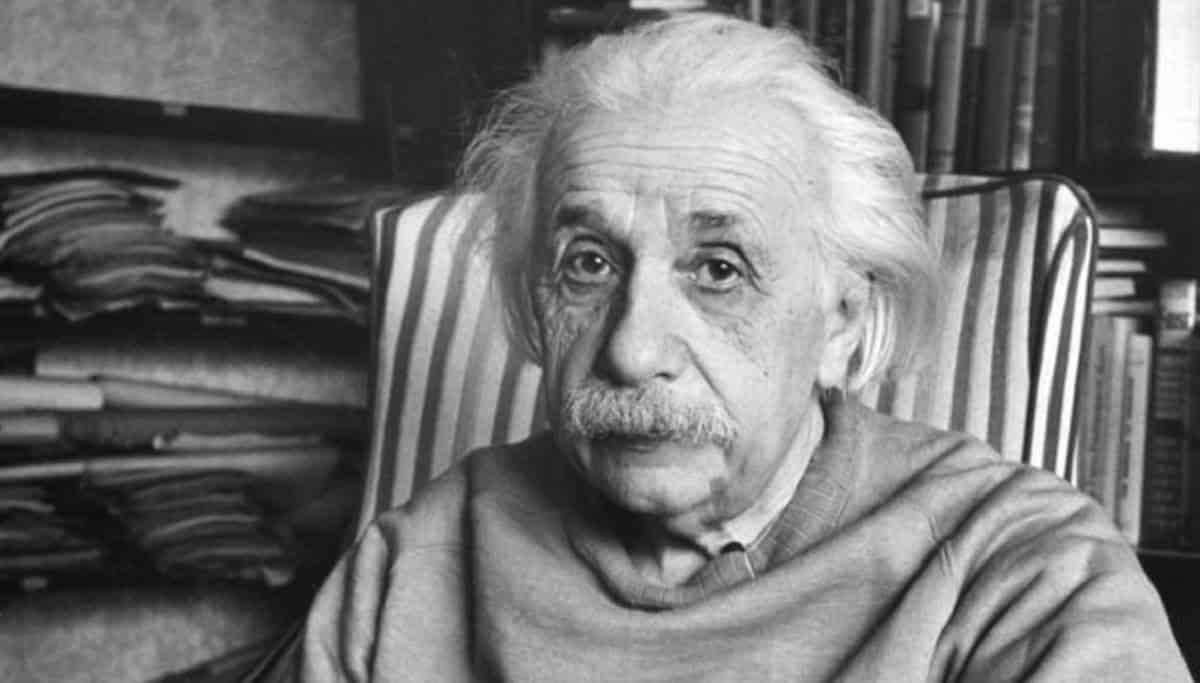 Subastarán manuscrito de Albert Einstein sobre teoría de la relatividad
