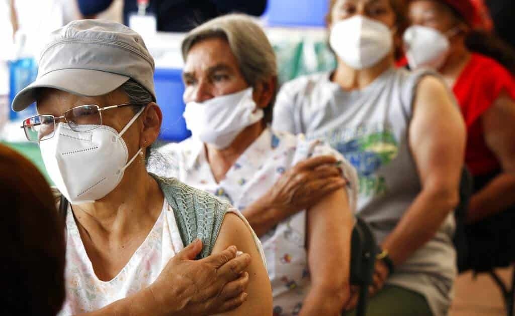 Planea México aplicar dosis de refuerzo de vacuna COVID
