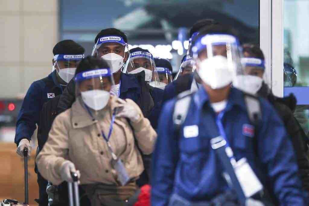 Rebasa Corea del Sur por primera vez los 5 mil casos de COVID-19