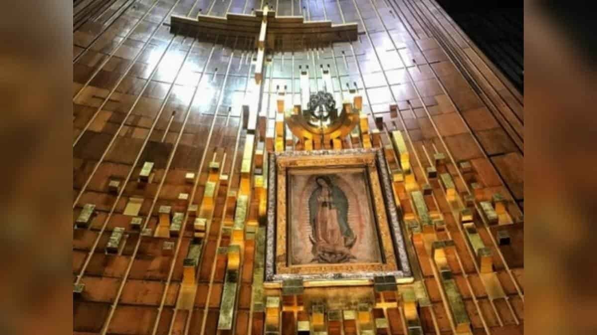Celebran 'Misa de las Rosas' en la Basílica de Guadalupe