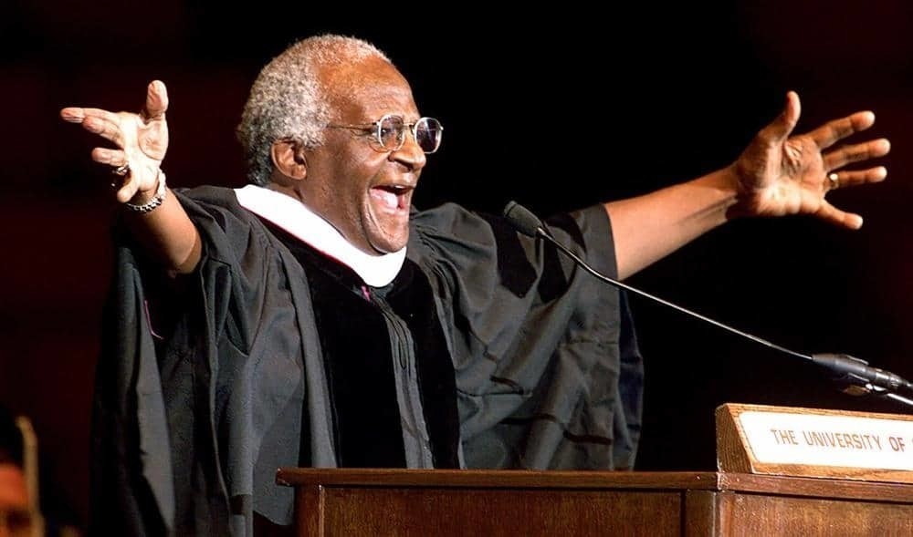 Muere activista Nobel de la Paz Desmond Tutu; AMLO lamenta deceso
