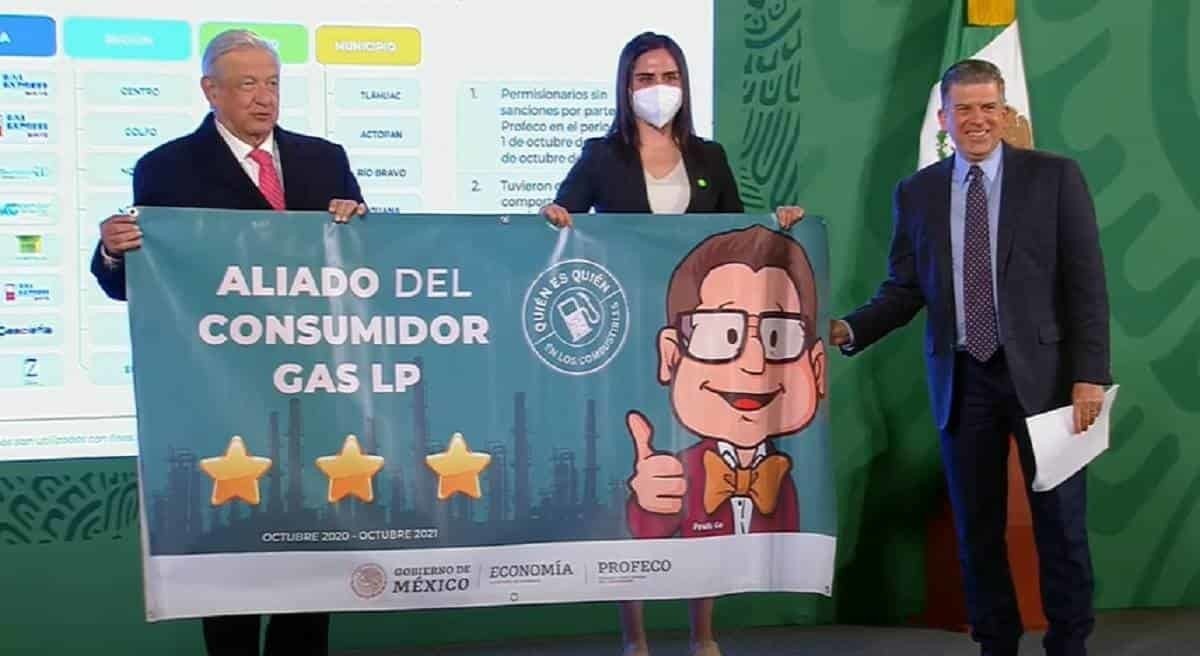 Reconoce López Obrador a concesionarios de gas LP