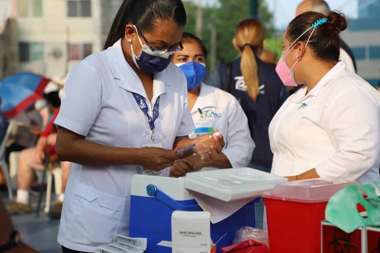 Enviará gobierno personal médico en apoyo a vacunación en sur del Estado