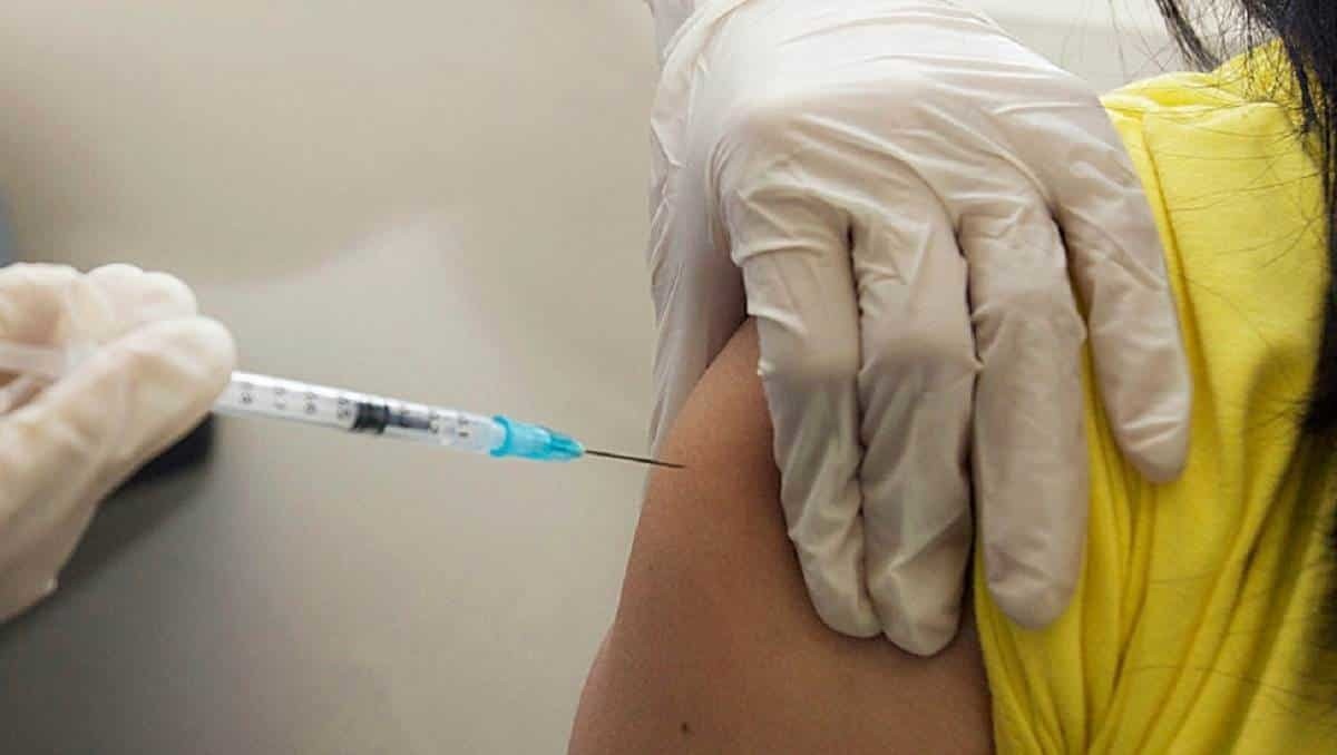 Aplicarán segunda vacuna anticovid a jóvenes en Guadalupe y San Nicolás