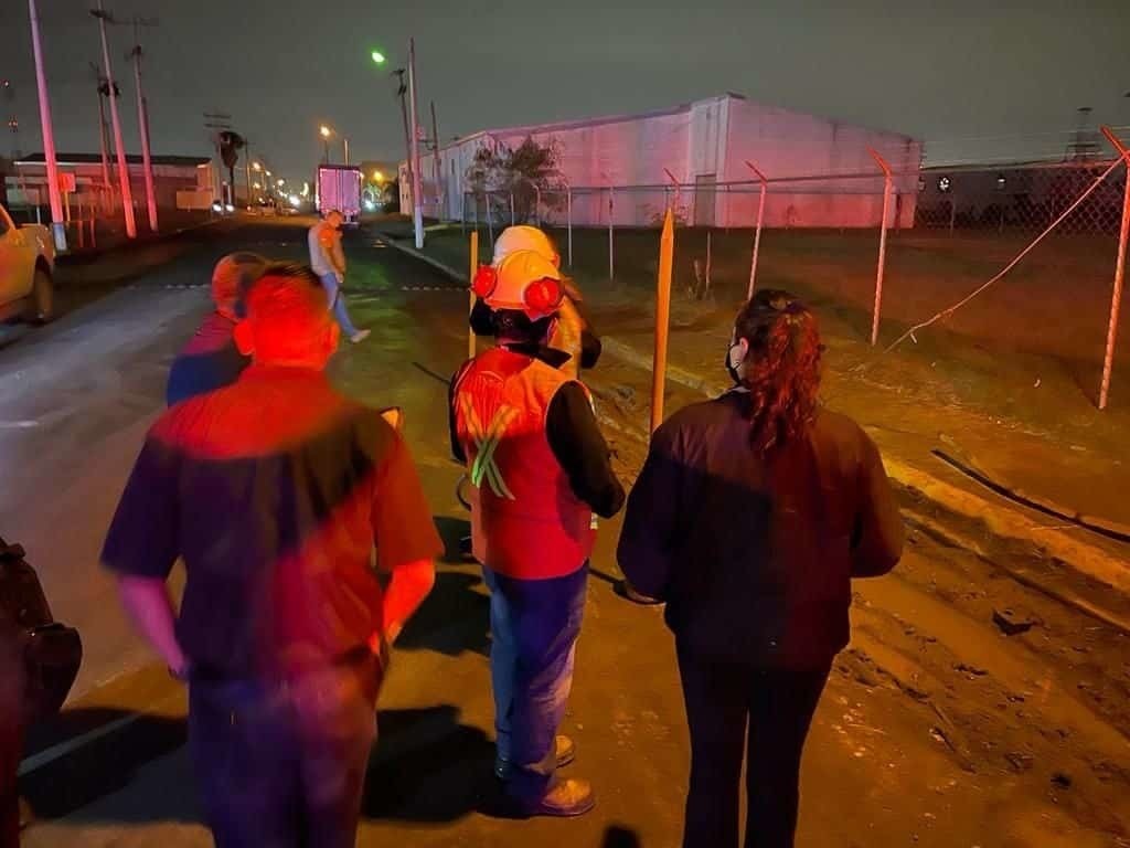 Evacuan a trabajadores maquiladora por fuga de gas en Matamoros