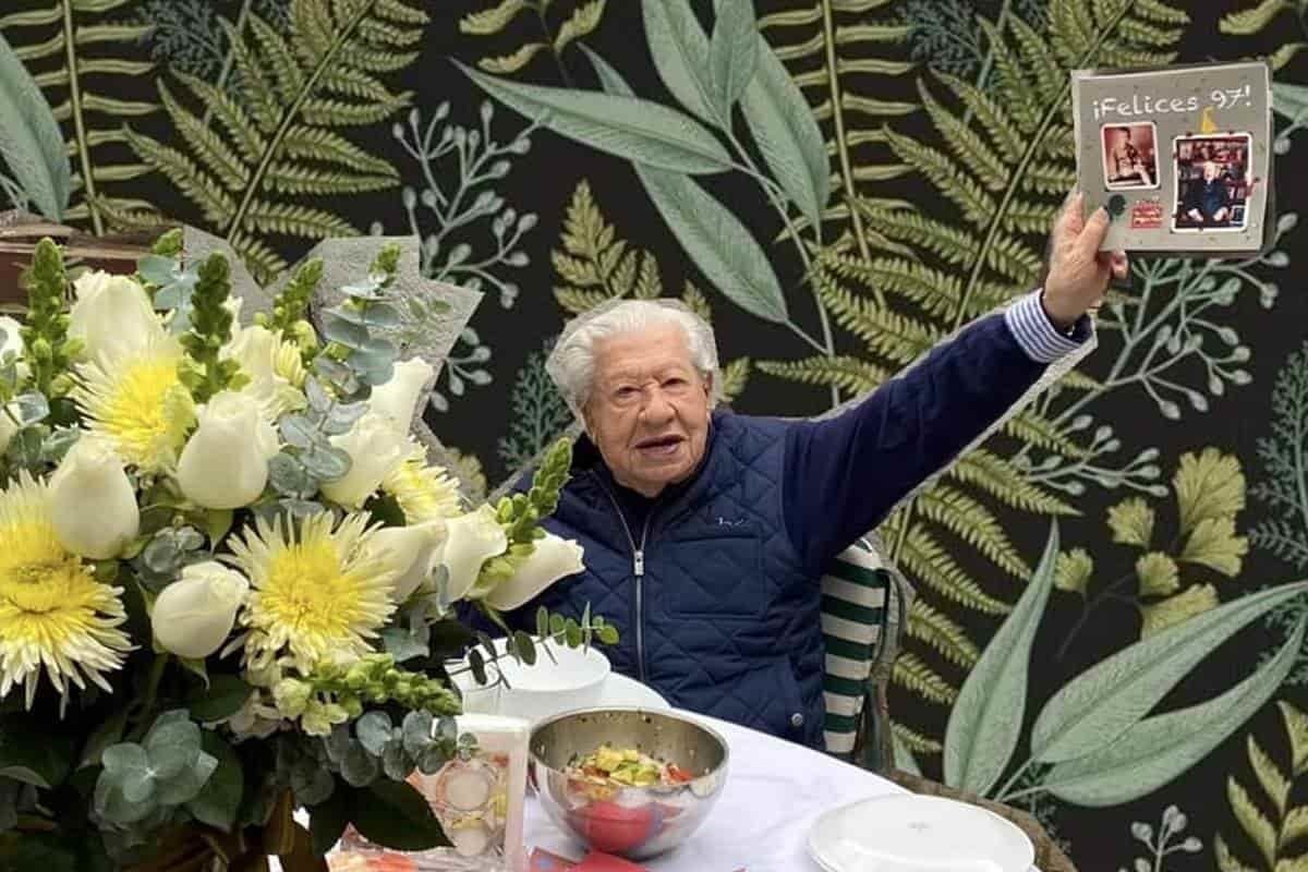 Celebra Don Ignacio López Tarso sus 97 años