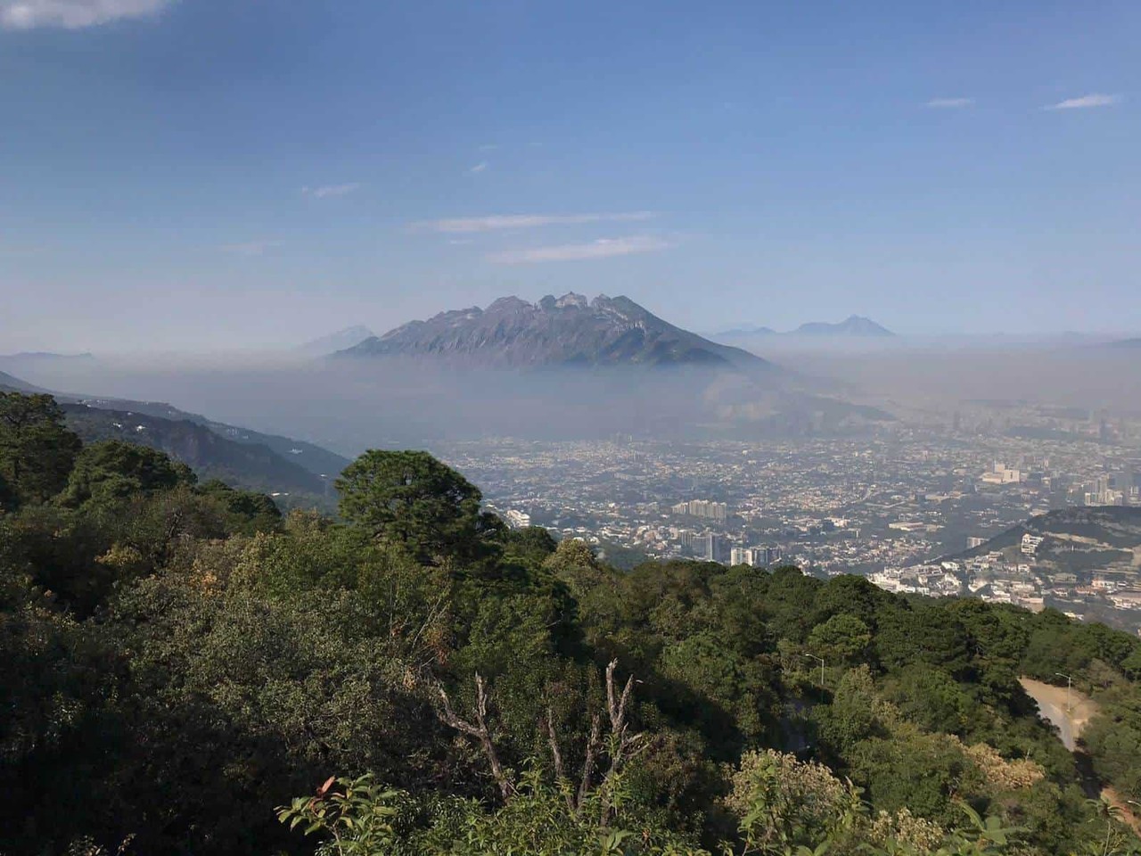 Con dos alertas ambientales, Nuevo León sigue respirando aire contaminado