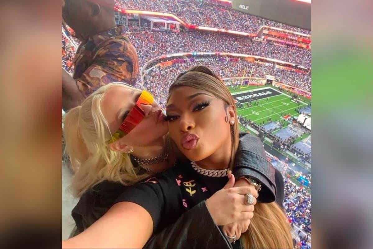 Christina Aguilera sigue en tendencia desde que reapareció en Super Bowl