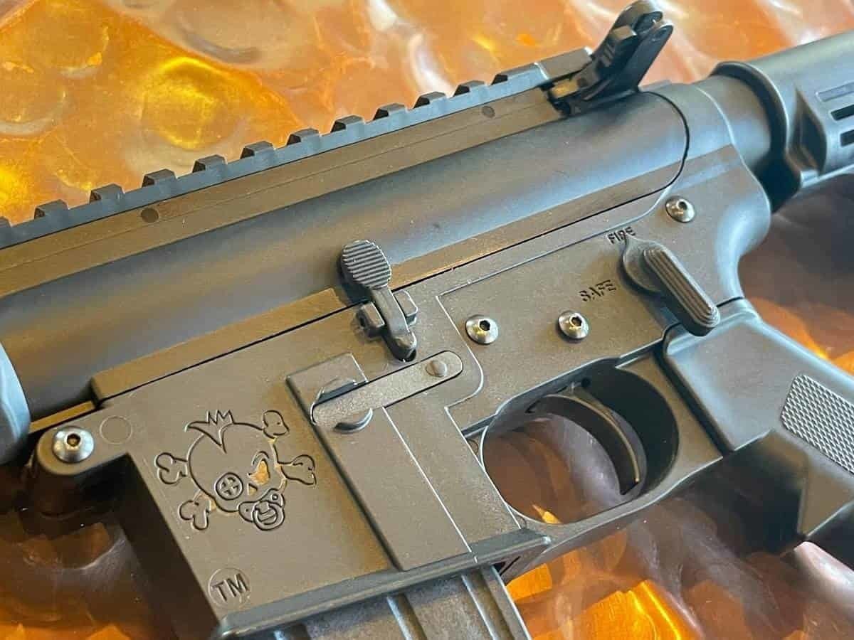 Lanzan rifle JR-15 para niños en Estados Unidos