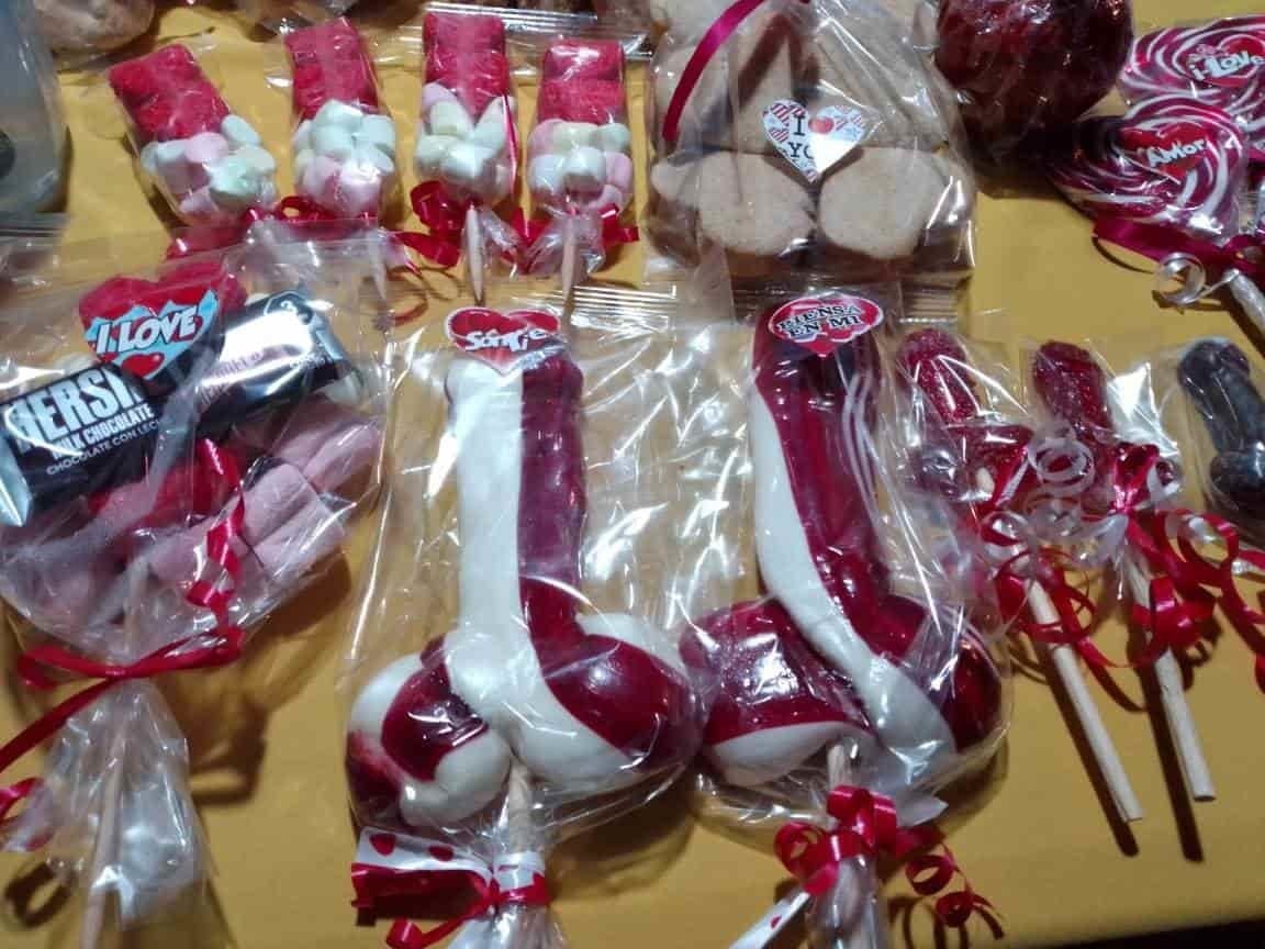 ¡San Valentín llega al barrio! Emprendedoras inician venta desde casa