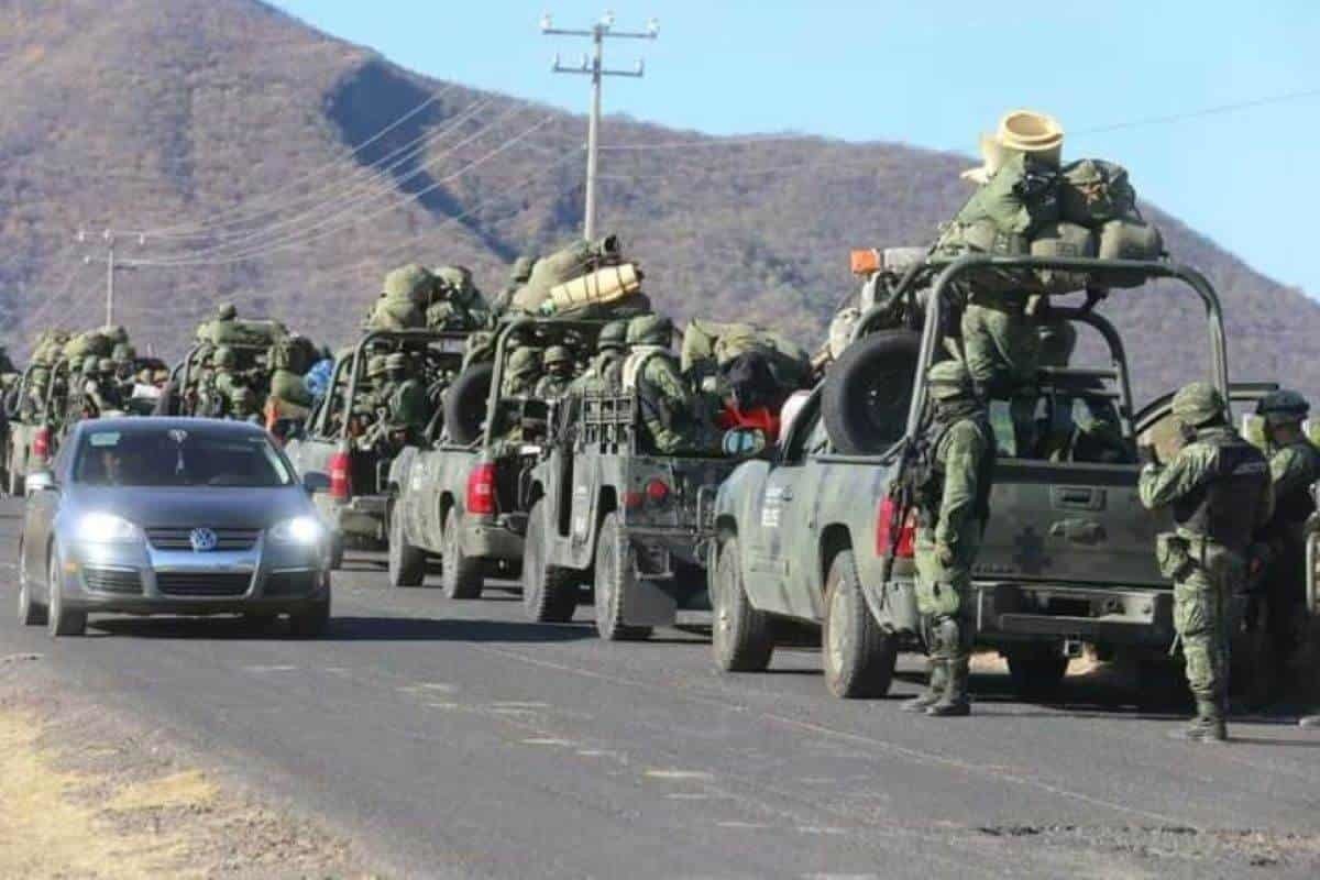 Guardia Nacional y Ejercito toman control de Aguililla, Michoacán