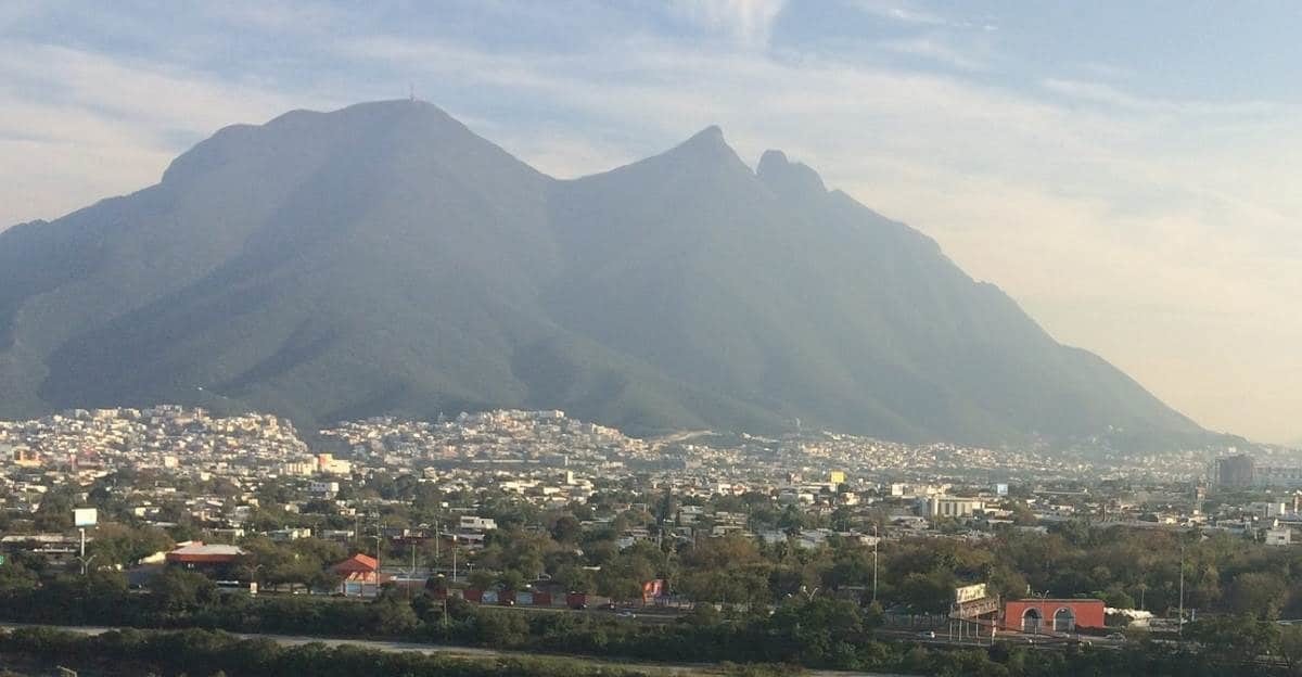 Predomina mala calidad del aire en Monterrey y su área metropolitana