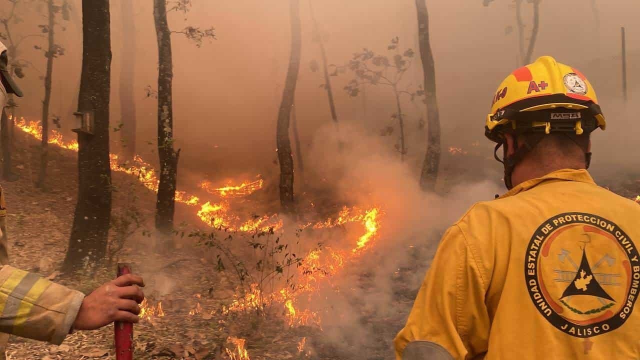 Afectan 33 incendios forestales a México