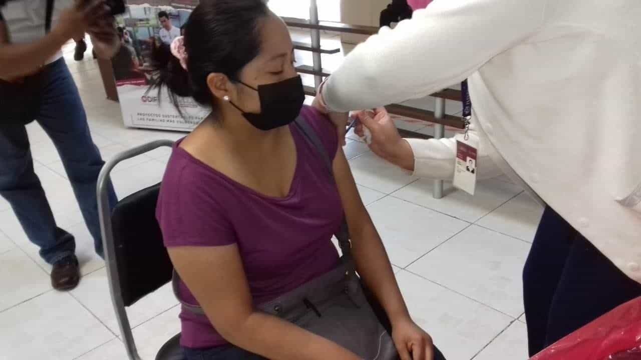 Aplica ISSSTE vacuna contra COVID-19 en Alcaldía de Matamoros